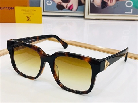 LV sunglass-556